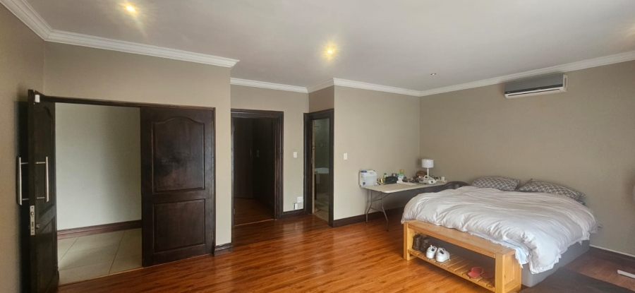To Let 4 Bedroom Property for Rent in Waterkloof Ridge Gauteng