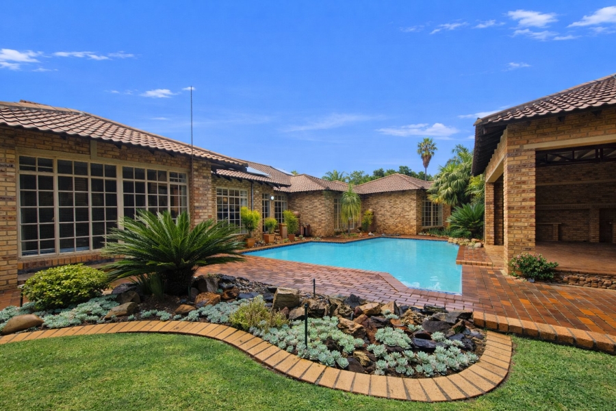 4 Bedroom Property for Sale in Sunward Park Gauteng