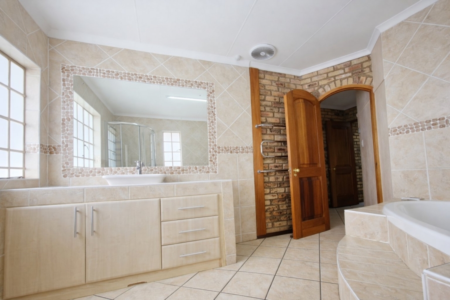 4 Bedroom Property for Sale in Sunward Park Gauteng