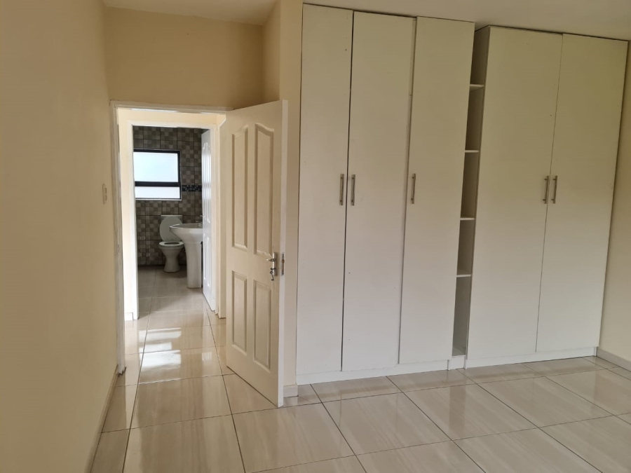 To Let 2 Bedroom Property for Rent in Kensington Gauteng