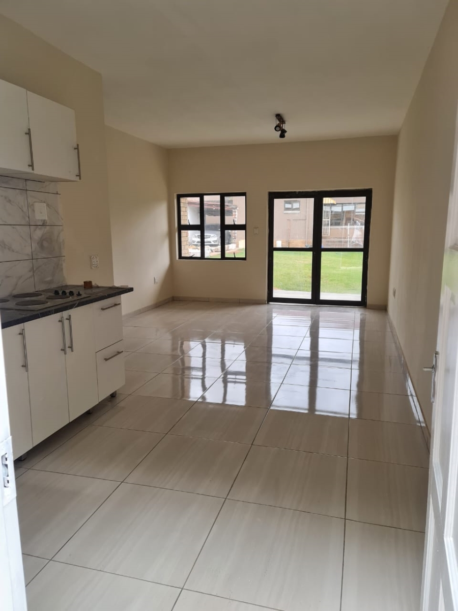 To Let 2 Bedroom Property for Rent in Kensington Gauteng