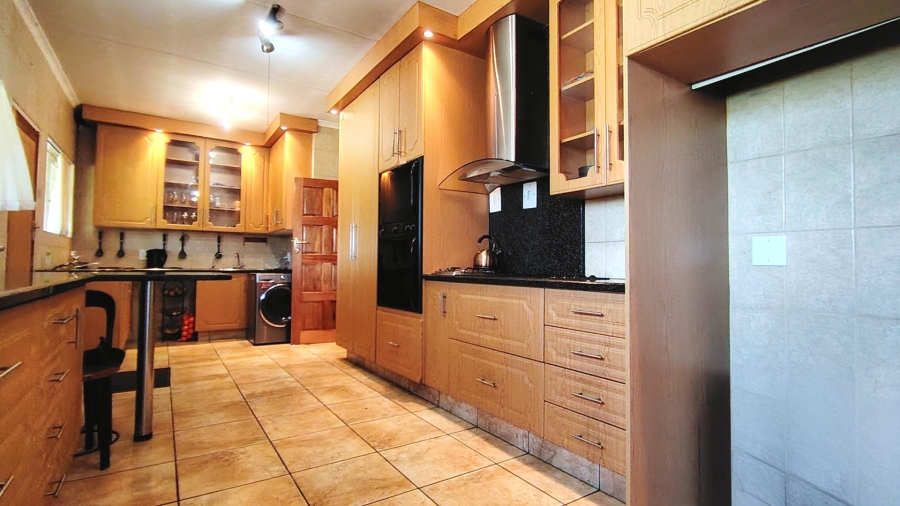 4 Bedroom Property for Sale in Vanderbijlpark SE 2 Gauteng