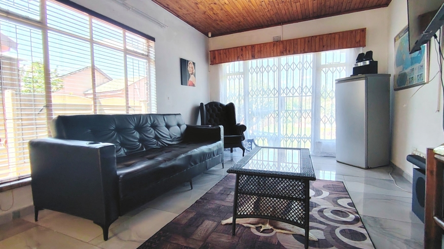 4 Bedroom Property for Sale in Vanderbijlpark SE 2 Gauteng