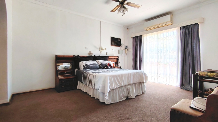 4 Bedroom Property for Sale in Vanderbijlpark SE 2 Gauteng