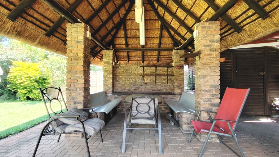 4 Bedroom Property for Sale in Vanderbijlpark SE 2 Gauteng