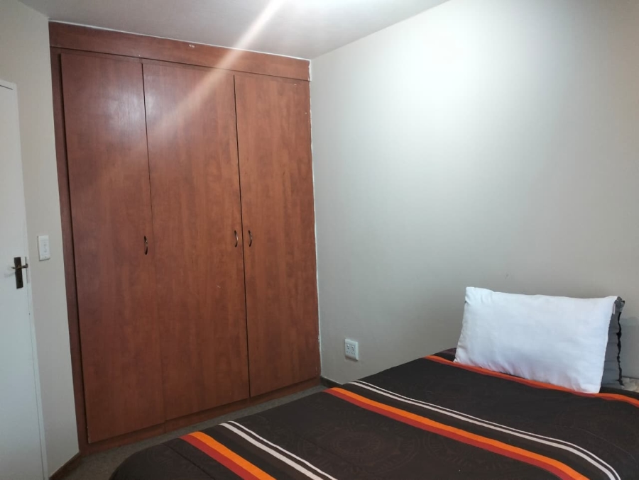 To Let 2 Bedroom Property for Rent in Pollak Park Gauteng