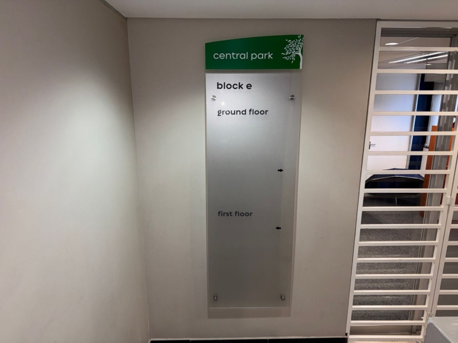 To Let commercial Property for Rent in Randjespark Gauteng