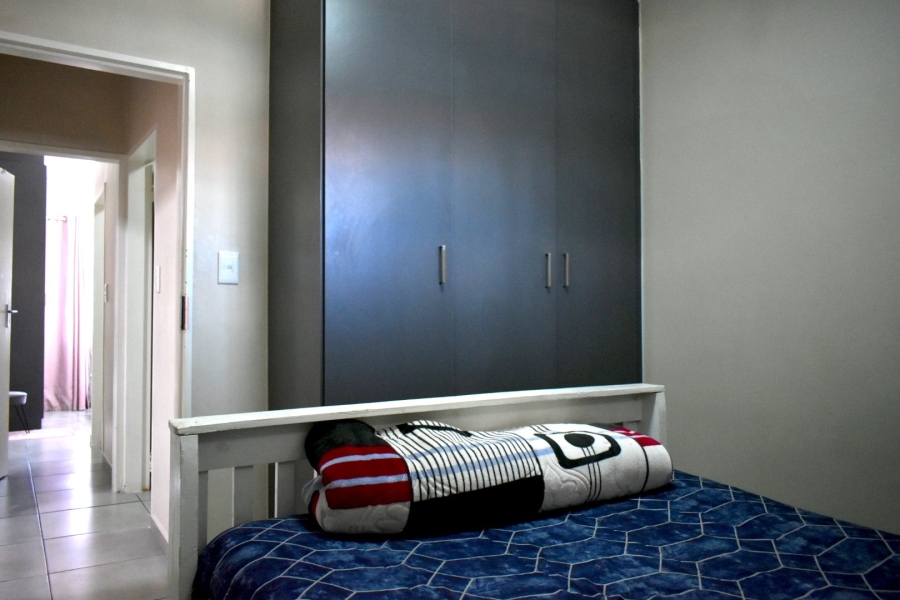 2 Bedroom Property for Sale in Vorna Valley Gauteng