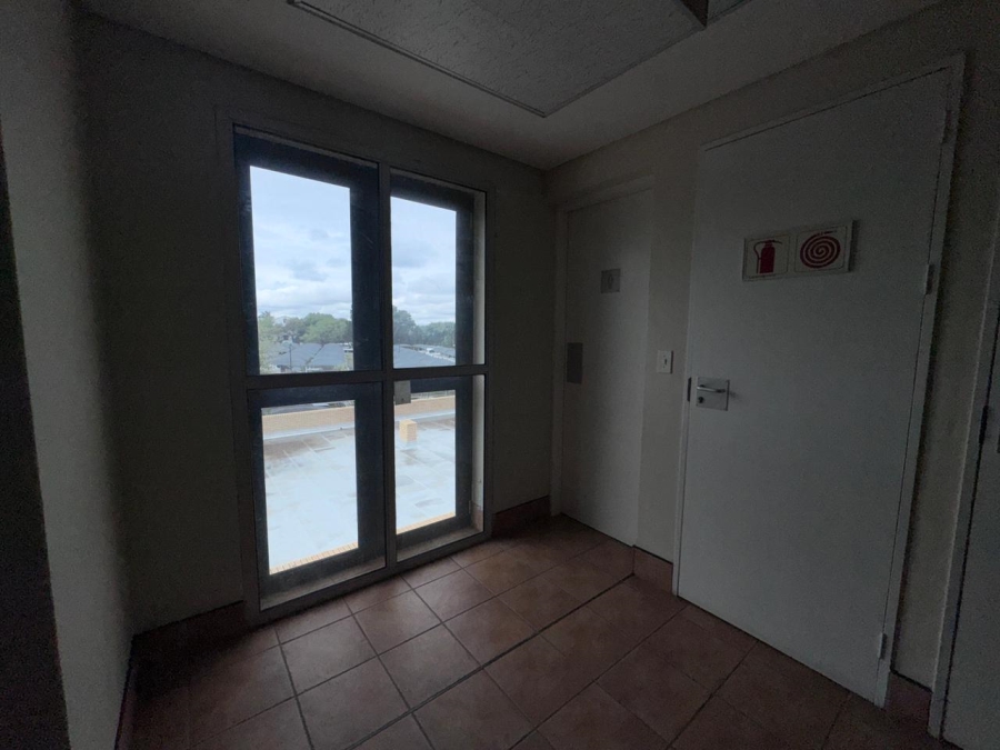 To Let commercial Property for Rent in Randjespark Gauteng