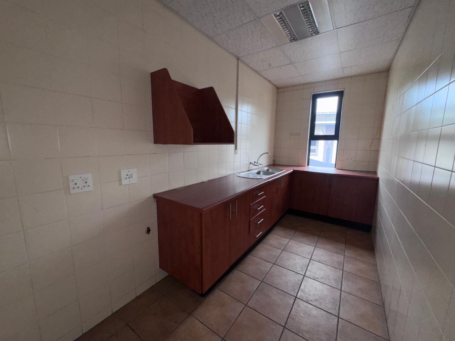 To Let commercial Property for Rent in Randjespark Gauteng