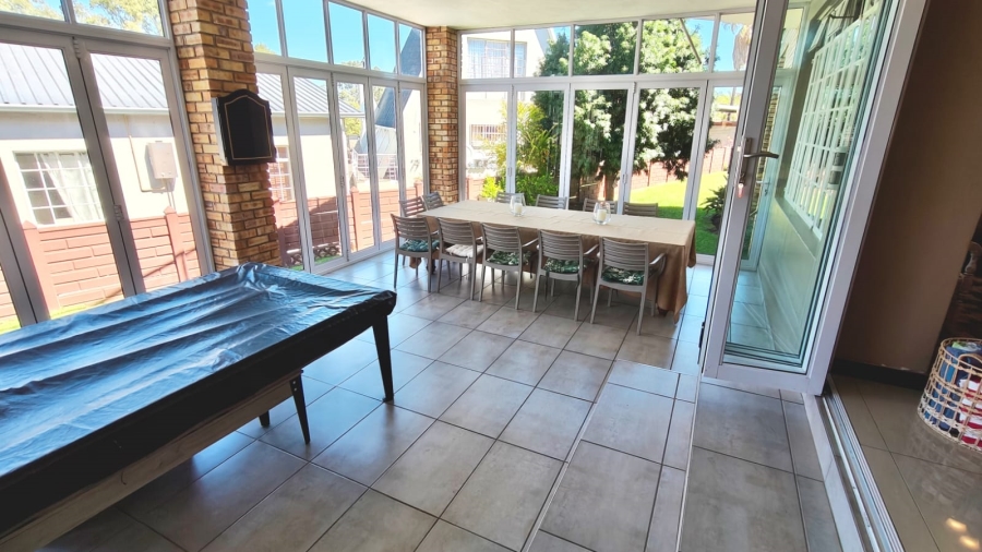 8 Bedroom Property for Sale in Vaal Marina Gauteng