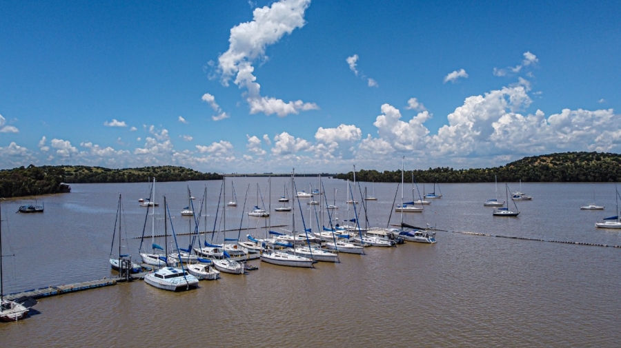 8 Bedroom Property for Sale in Vaal Marina Gauteng