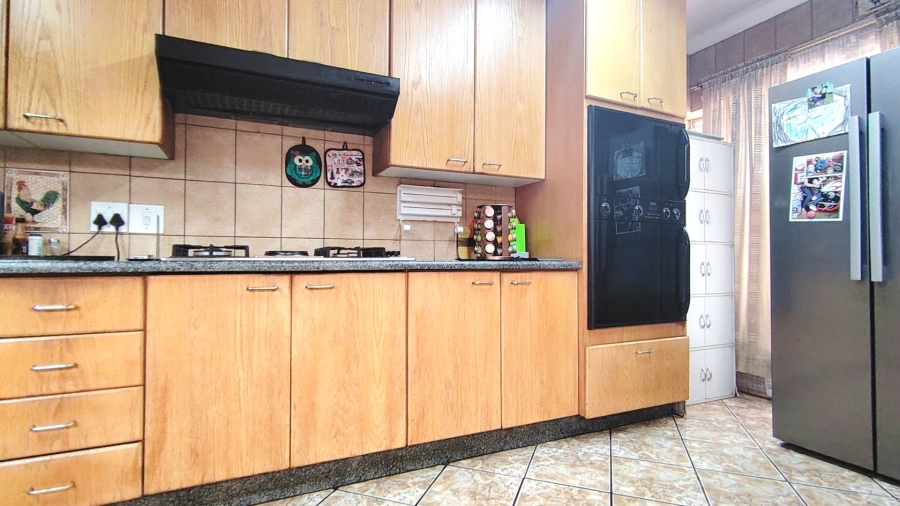 3 Bedroom Property for Sale in Vanderbijlpark SW 5 Gauteng