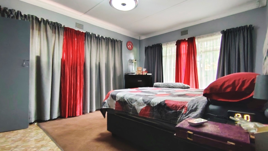 3 Bedroom Property for Sale in Vanderbijlpark SW 5 Gauteng