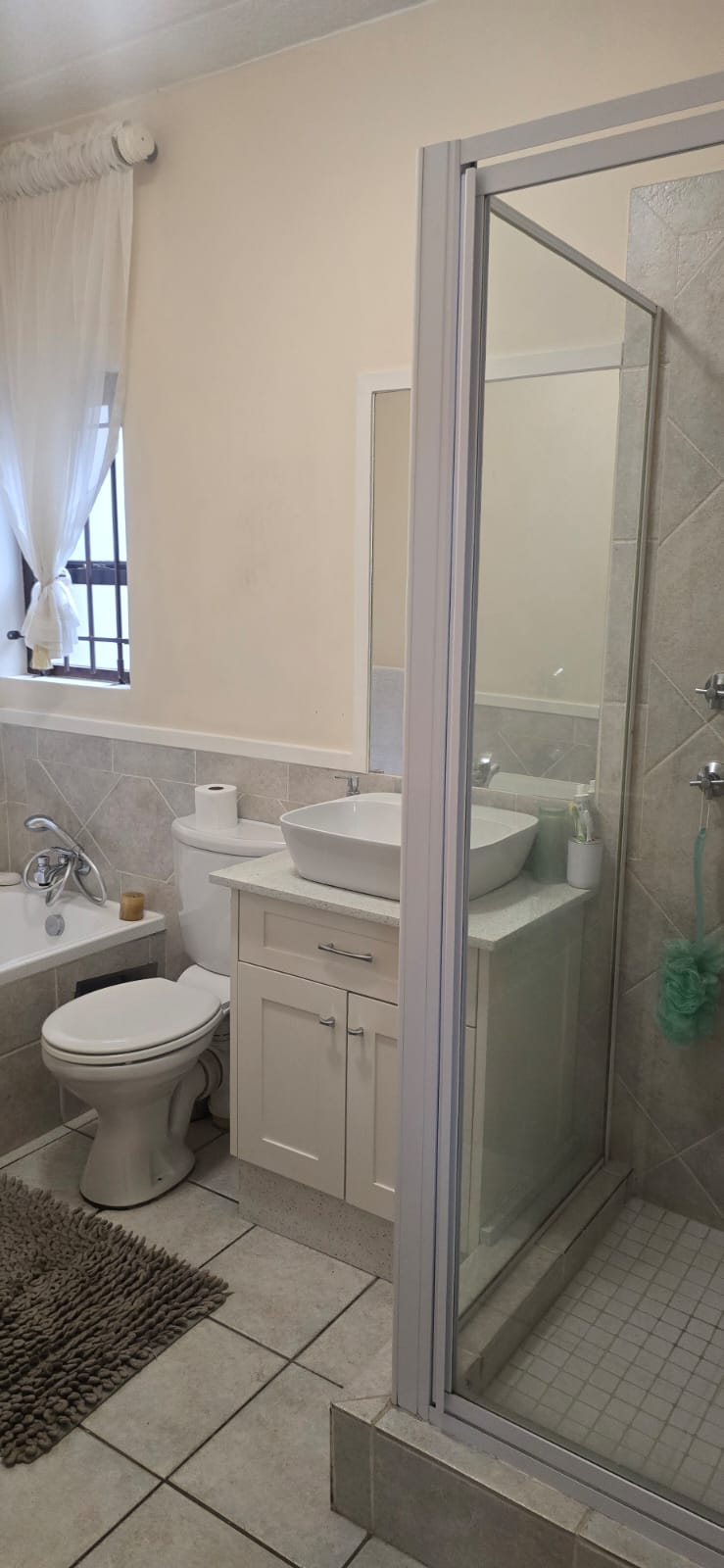 1 Bedroom Property for Sale in Waverley Gauteng