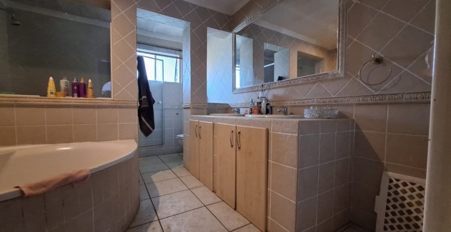 3 Bedroom Property for Sale in Meyerton South Gauteng