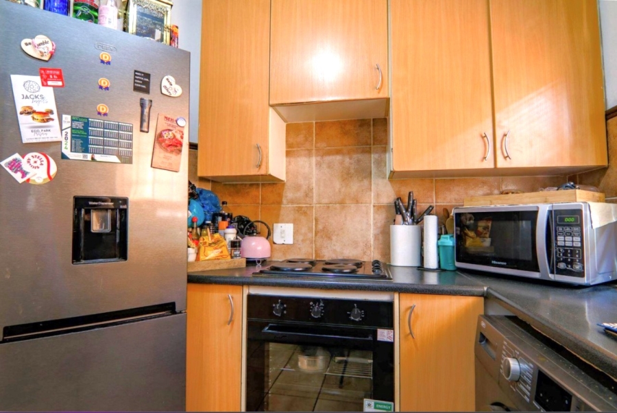 2 Bedroom Property for Sale in Eco Park Gauteng