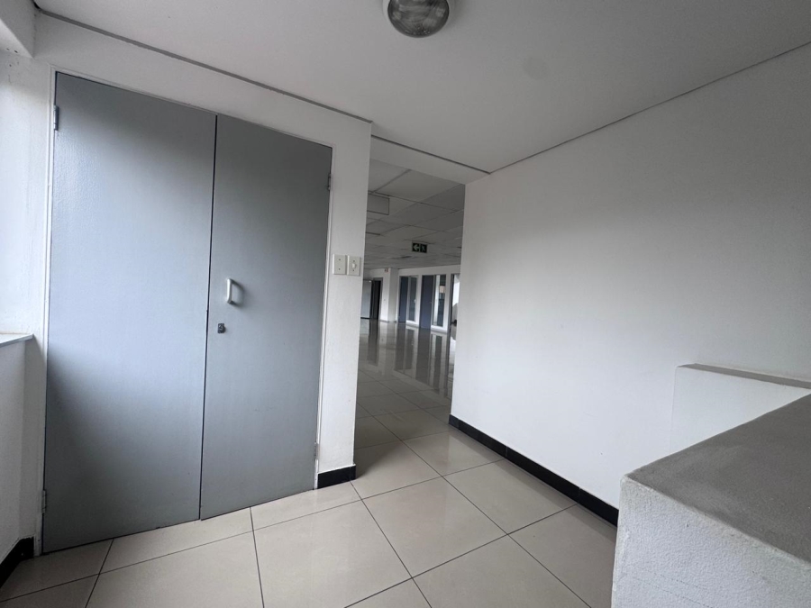 To Let commercial Property for Rent in Randjespark Gauteng