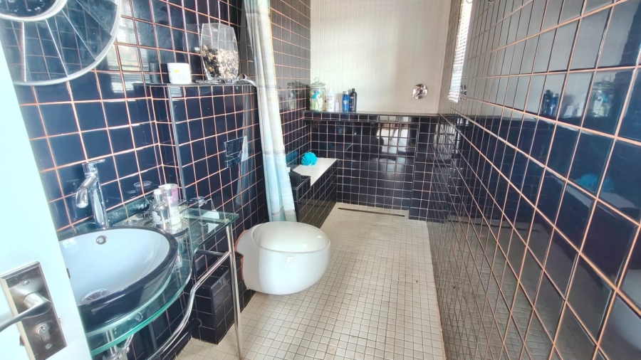 4 Bedroom Property for Sale in Vaal Marina Gauteng