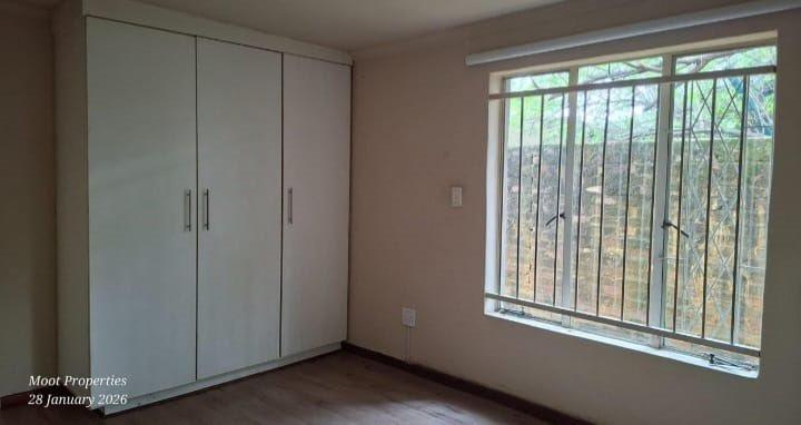 6 Bedroom Property for Sale in Colbyn Gauteng