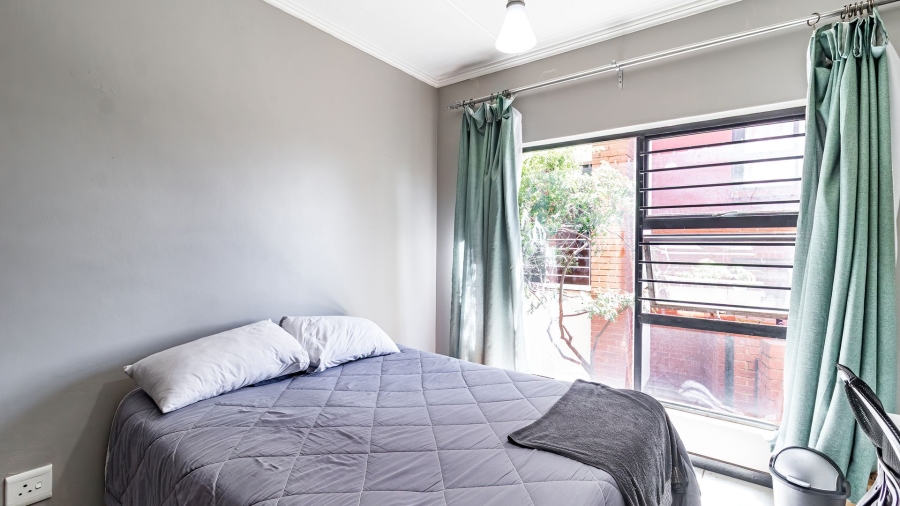 2 Bedroom Property for Sale in Greenstone Hill Gauteng