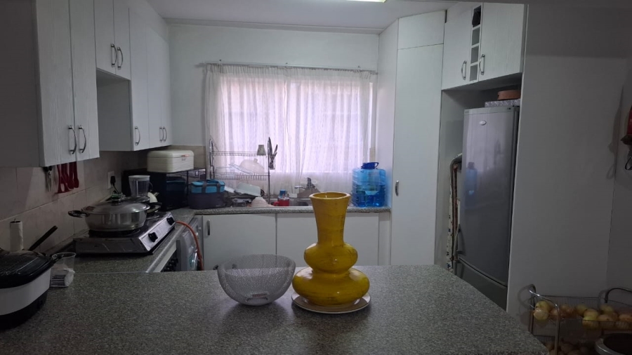 2 Bedroom Property for Sale in Noordwyk Gauteng