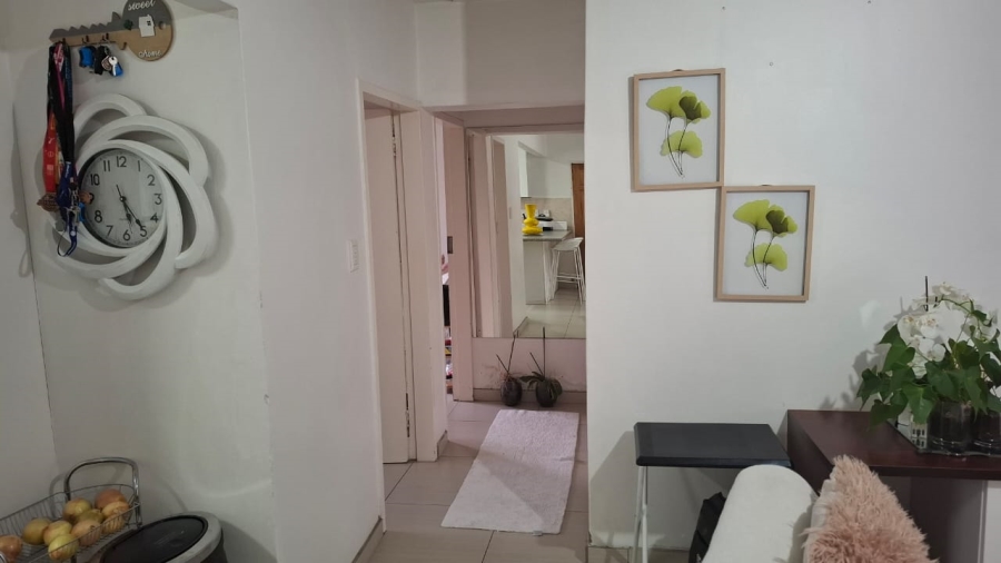 2 Bedroom Property for Sale in Noordwyk Gauteng