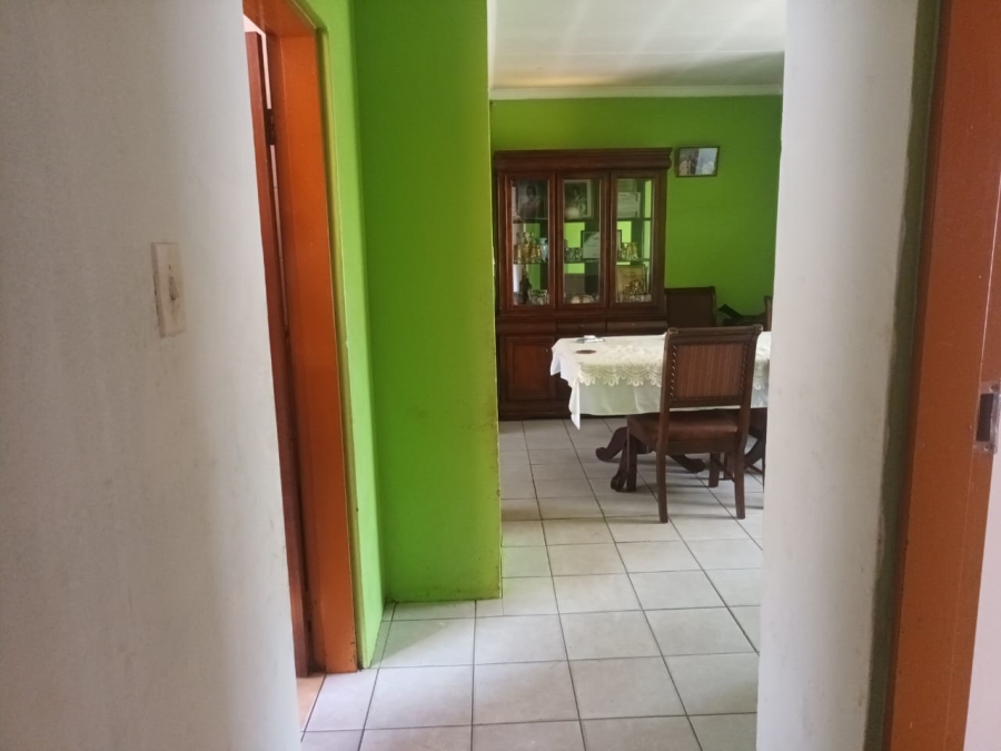 2 Bedroom Property for Sale in Katlehong South Gauteng