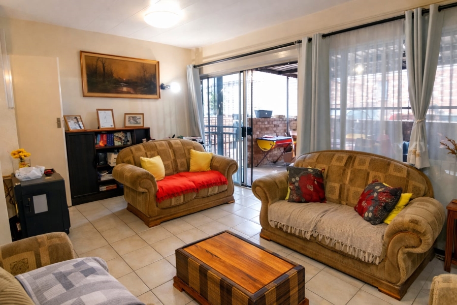 4 Bedroom Property for Sale in Magalieskruin Gauteng