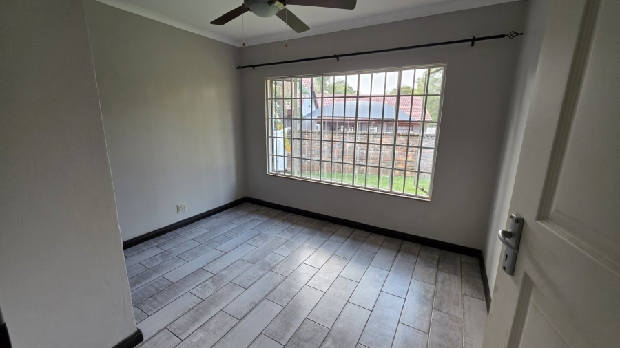 4 Bedroom Property for Sale in Magalieskruin Gauteng