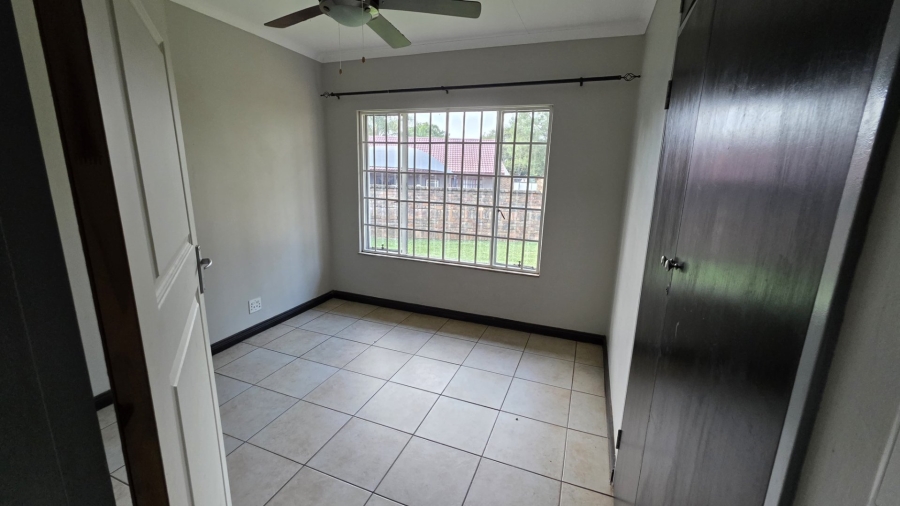 4 Bedroom Property for Sale in Magalieskruin Gauteng