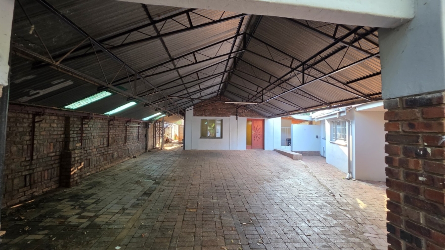 4 Bedroom Property for Sale in Magalieskruin Gauteng