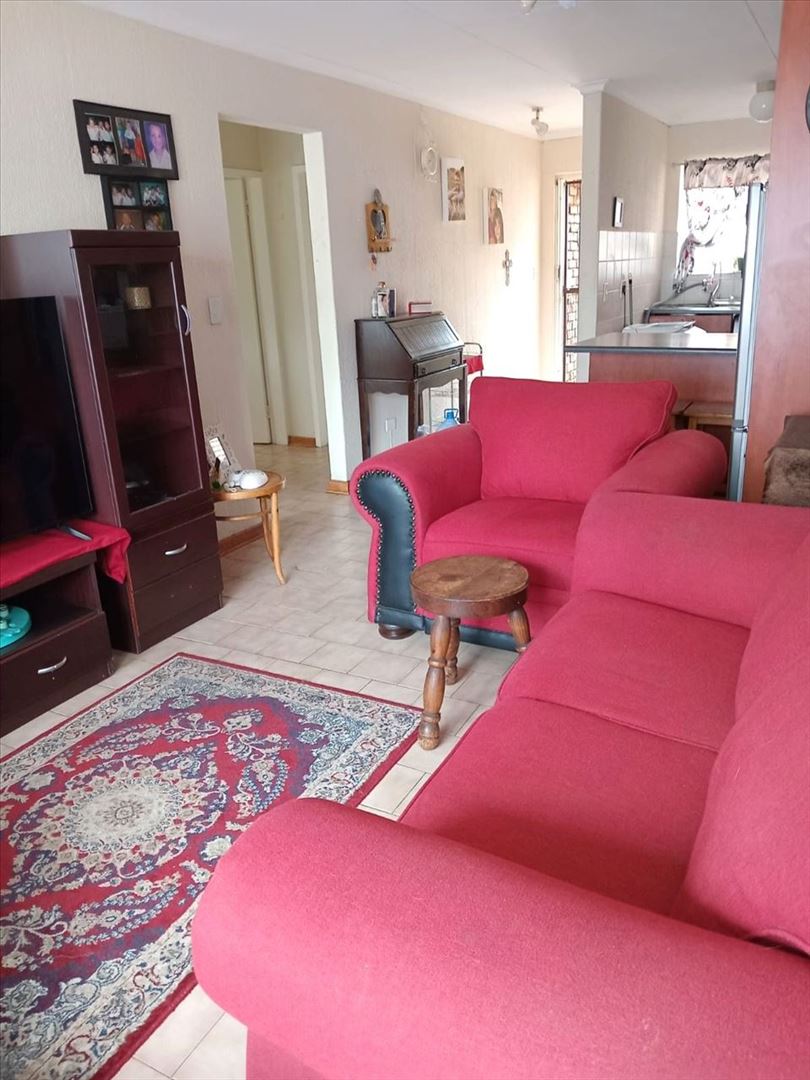 2 Bedroom Property for Sale in Birch Acres Gauteng