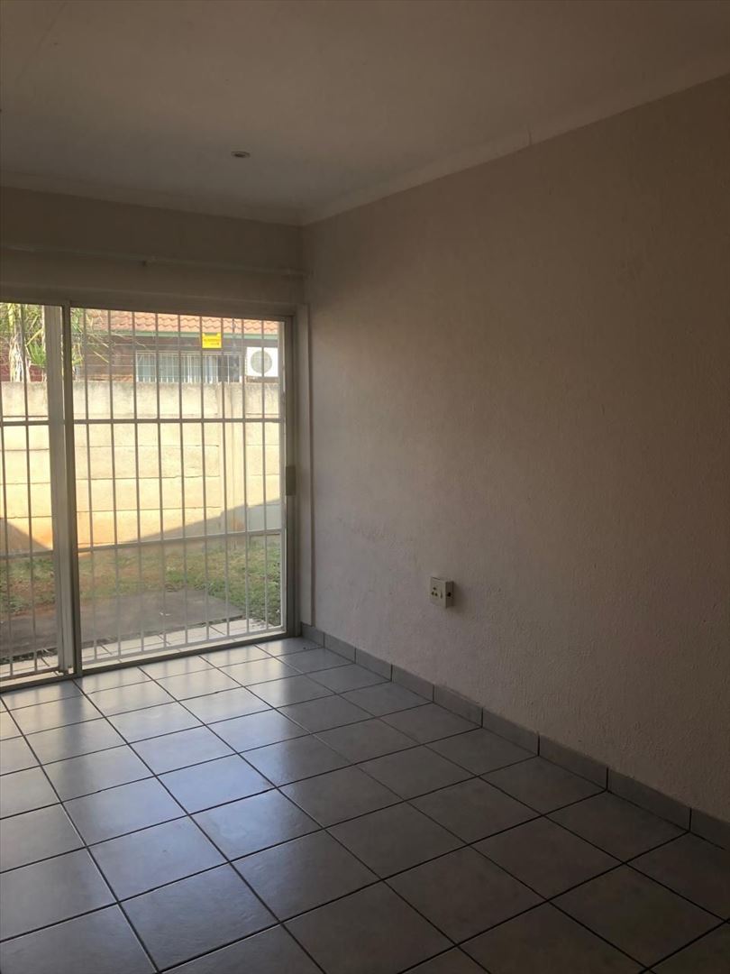 2 Bedroom Property for Sale in Terenure Gauteng