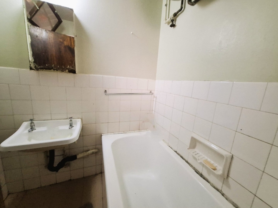 1 Bedroom Property for Sale in Arcadia Gauteng