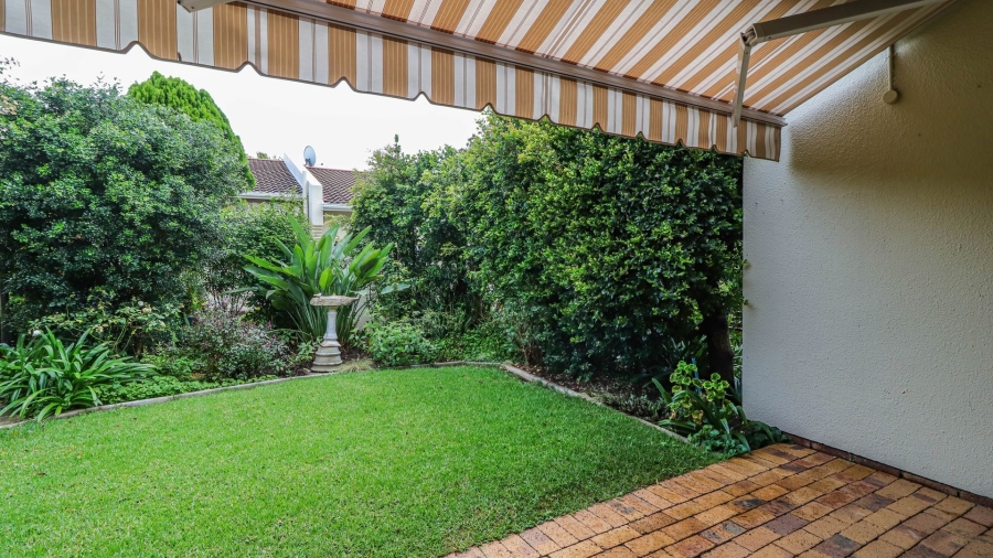 2 Bedroom Property for Sale in Magaliessig Gauteng