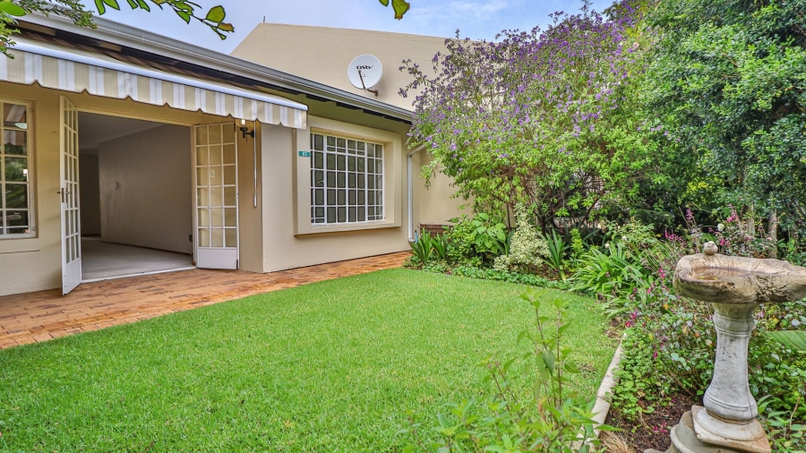 2 Bedroom Property for Sale in Magaliessig Gauteng
