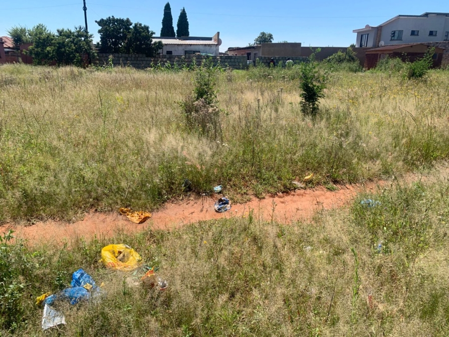 Commercial Property for Sale in Simunye Gauteng