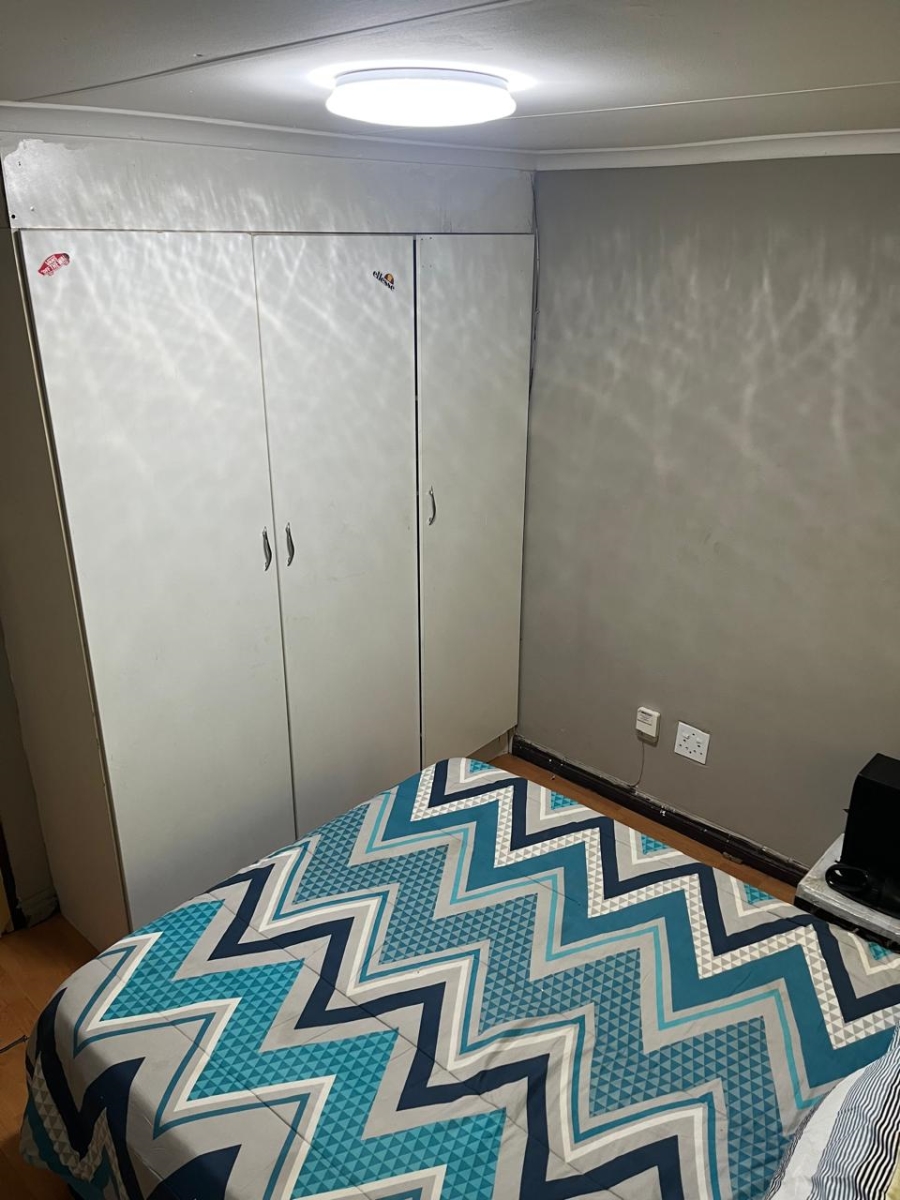 To Let 3 Bedroom Property for Rent in Clayville Gauteng