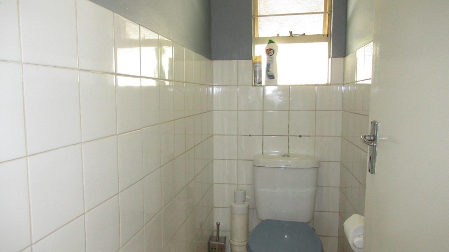 3 Bedroom Property for Sale in La Montagne Gauteng