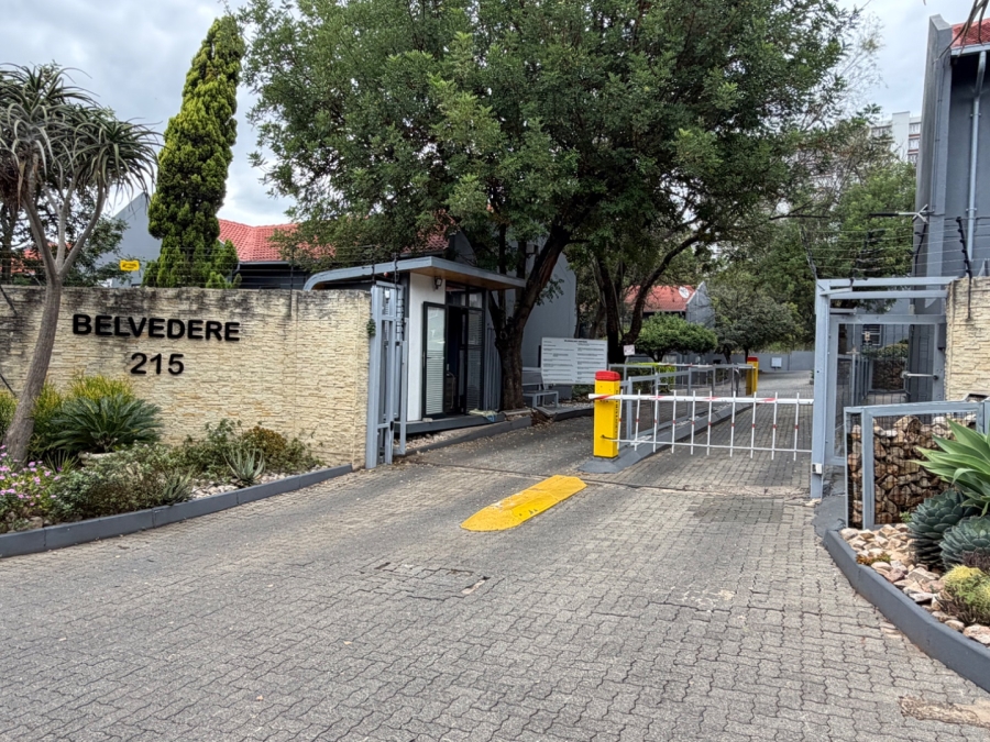 3 Bedroom Property for Sale in La Montagne Gauteng