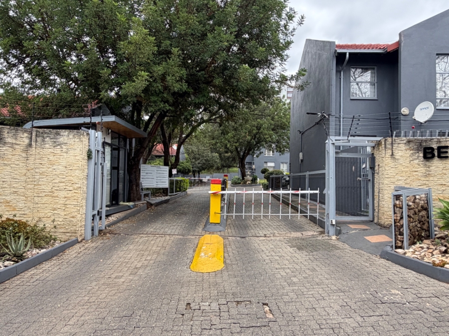 3 Bedroom Property for Sale in La Montagne Gauteng