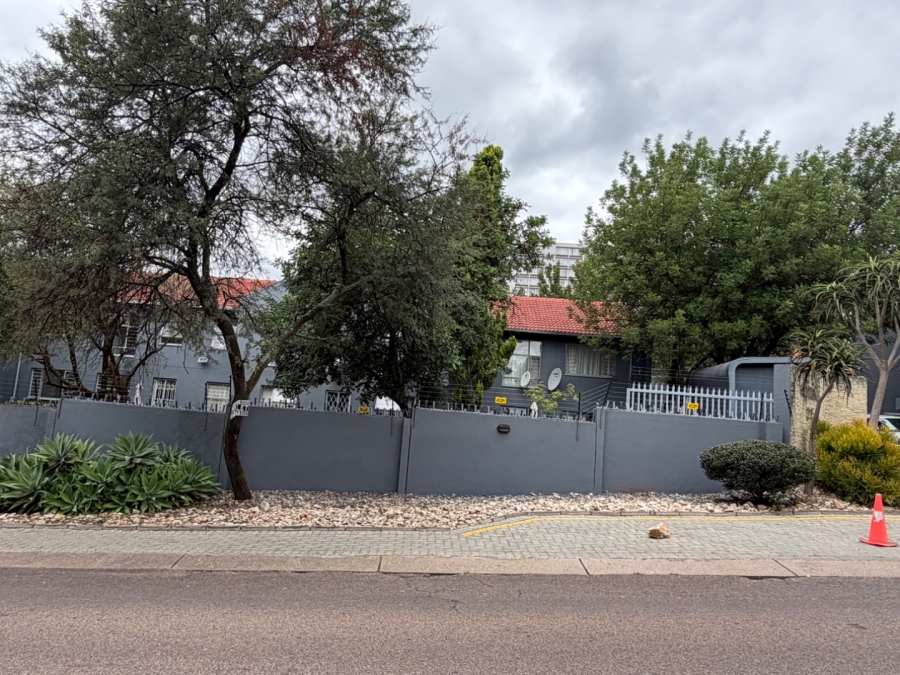 3 Bedroom Property for Sale in La Montagne Gauteng