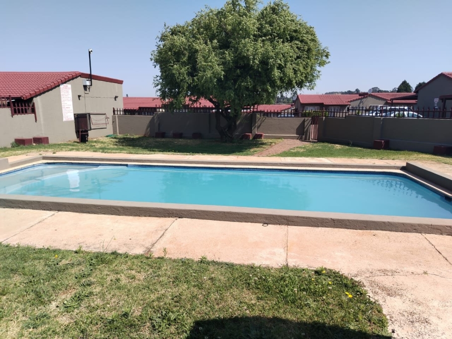 3 Bedroom Property for Sale in Roodepoort West Gauteng