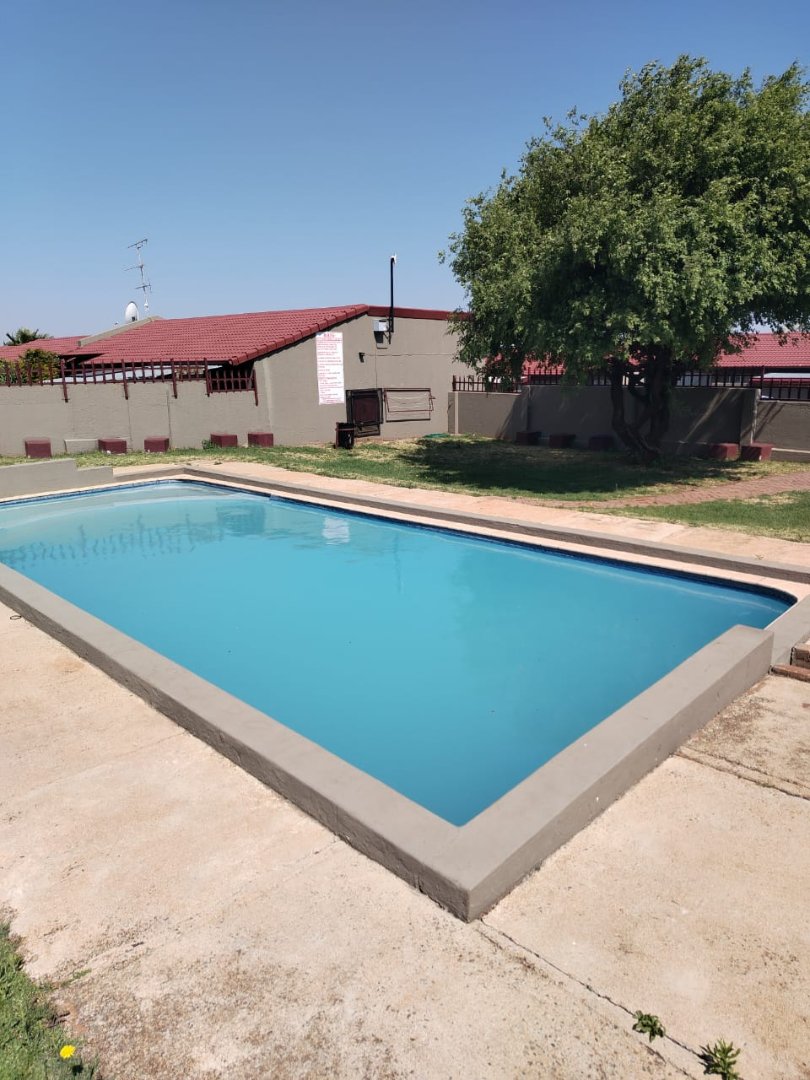 3 Bedroom Property for Sale in Roodepoort West Gauteng