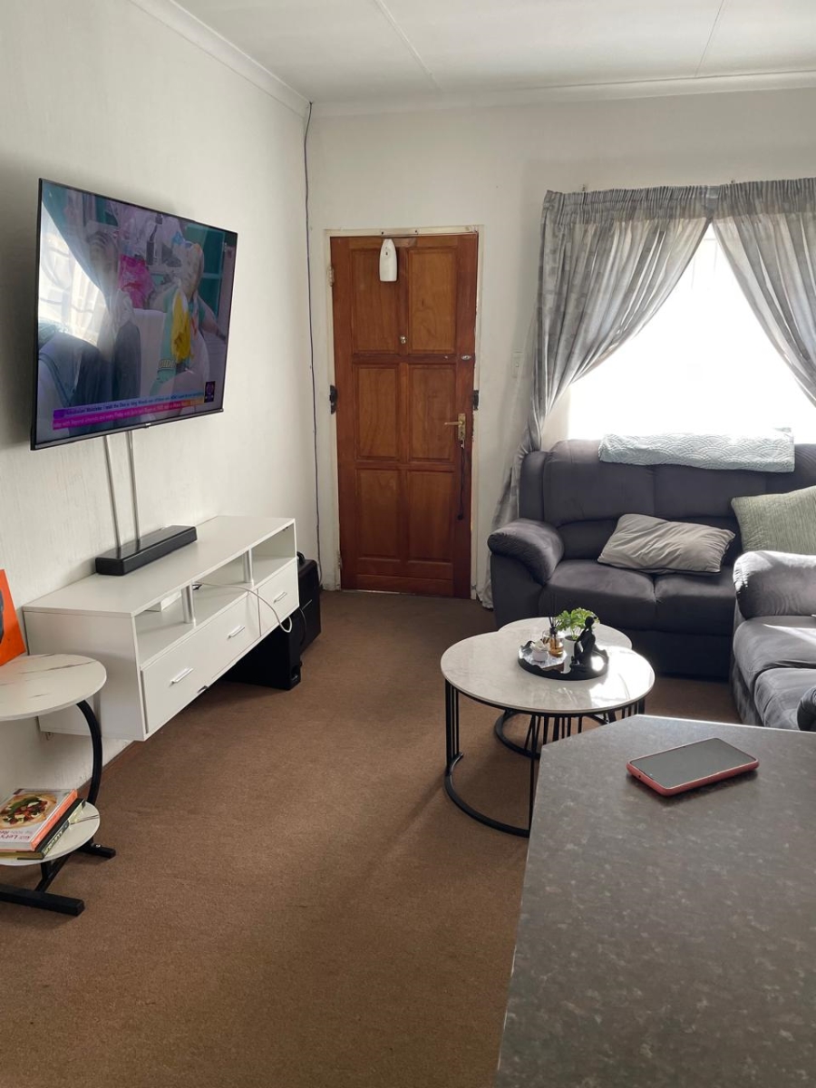 3 Bedroom Property for Sale in Elspark Gauteng