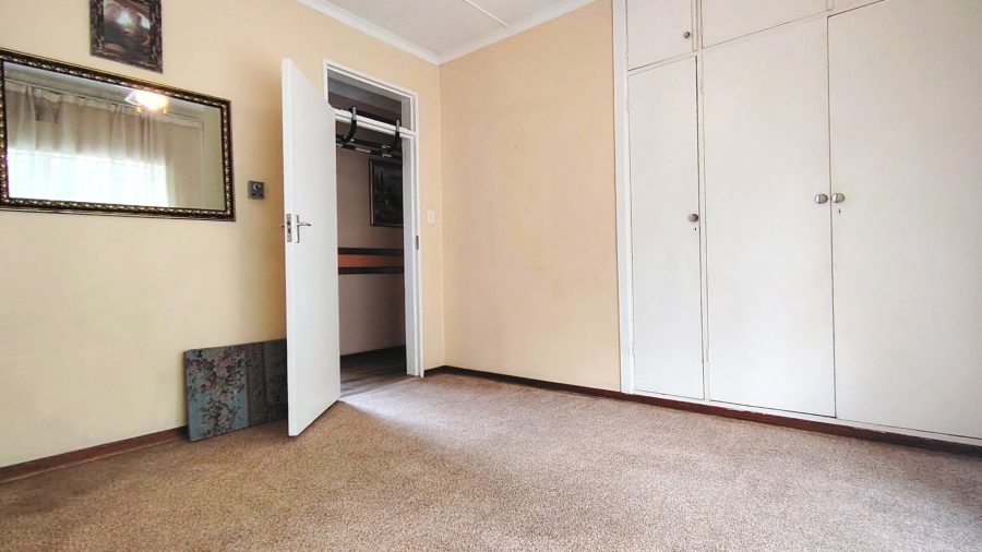 3 Bedroom Property for Sale in Rothdene Gauteng
