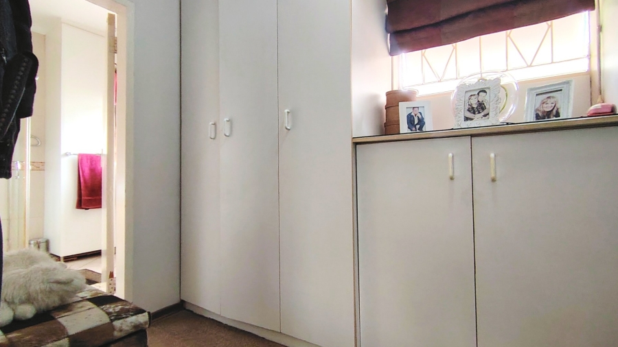 3 Bedroom Property for Sale in Rothdene Gauteng