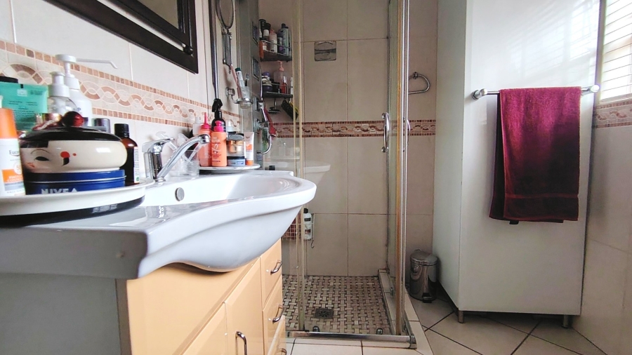 3 Bedroom Property for Sale in Rothdene Gauteng