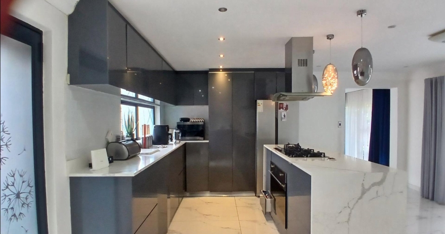 4 Bedroom Property for Sale in The Reeds Gauteng